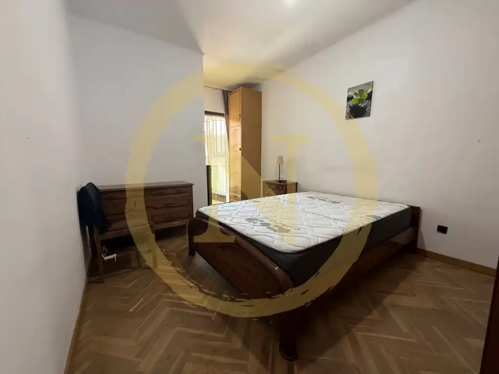 Habitación de Piso en venta en L'Hospitalet de Llobregat con Balcón