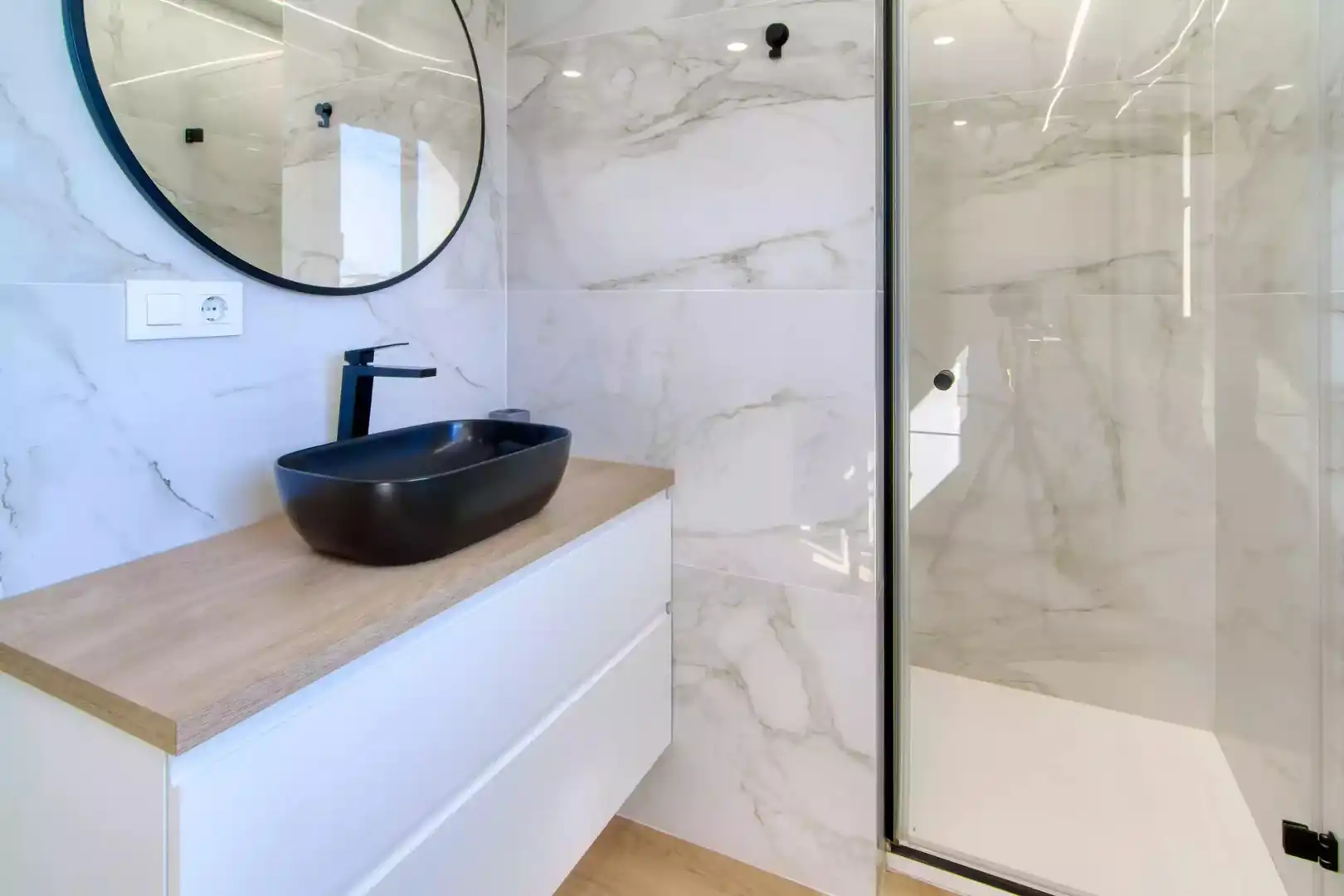 Baño de Casa o chalet en venta en Empuriabrava con Aire acondicionado, Calefacción y Terraza