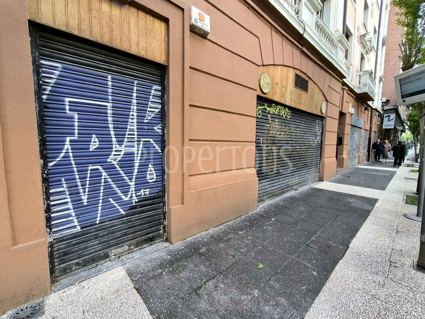 Vista exterior de Local de alquiler en Vitoria - Gasteiz