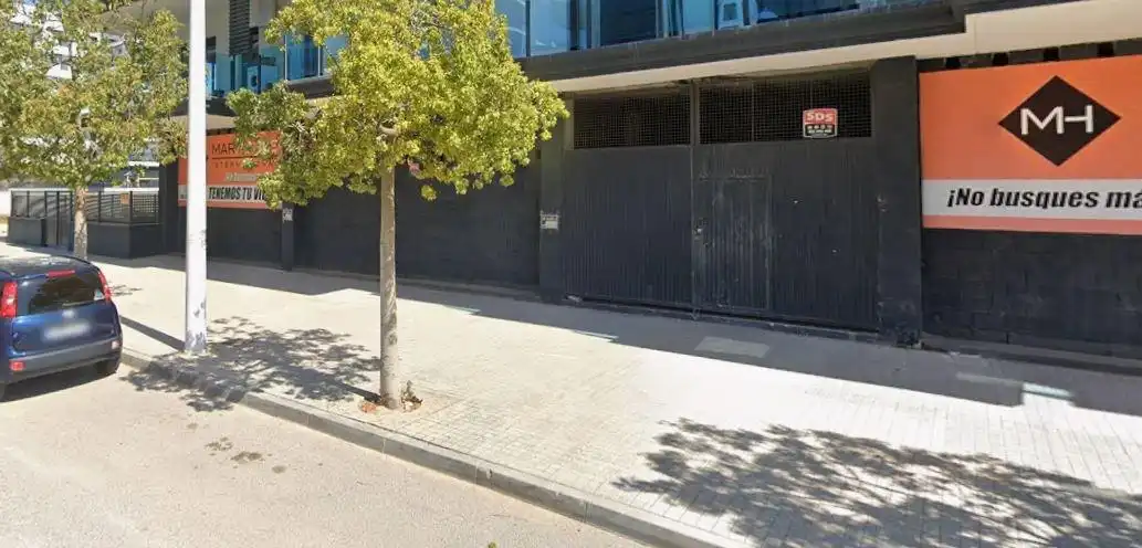 Vista exterior de Local de alquiler en Elche / Elx