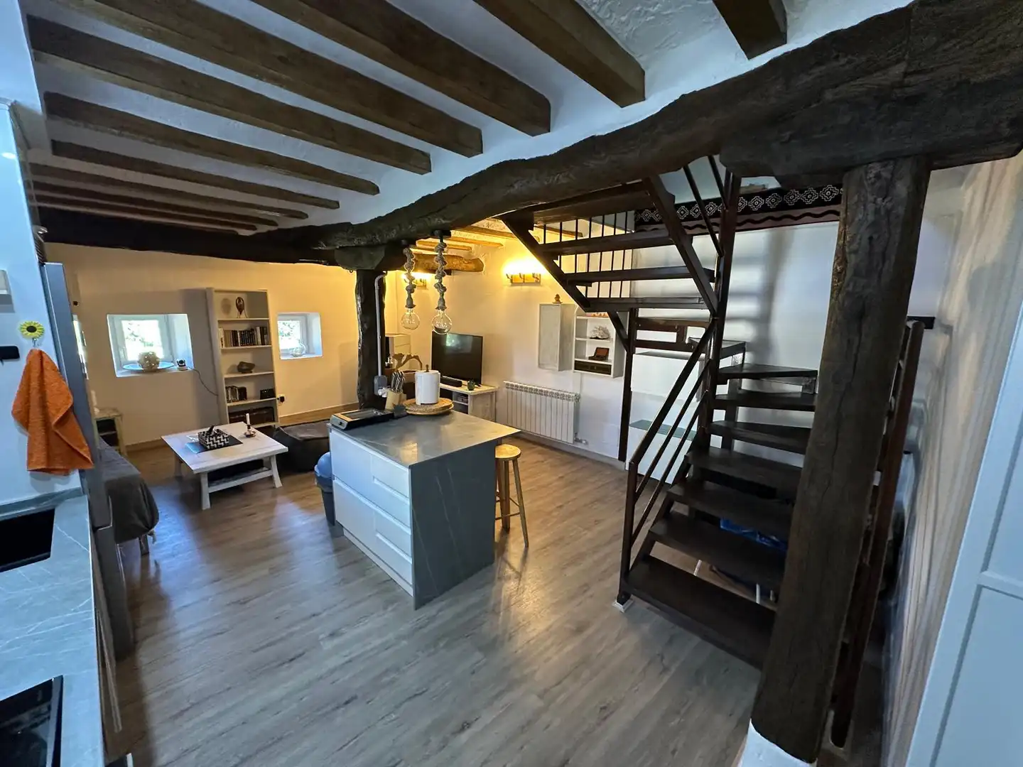 Country homes for sale in Travesía Bajera, Arcos