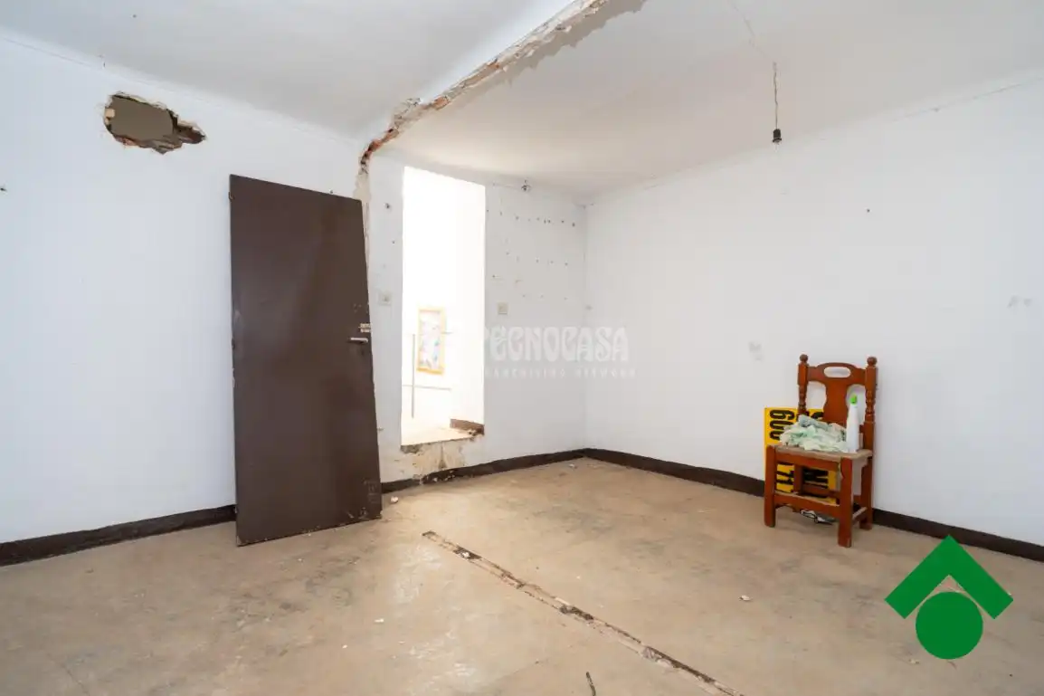 Casa adosada en venta en Íllora