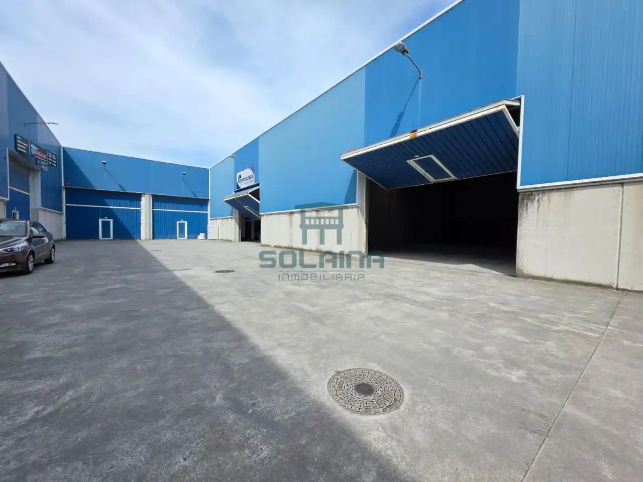 Industrial buildings for rent in San Cibrao das Viñas