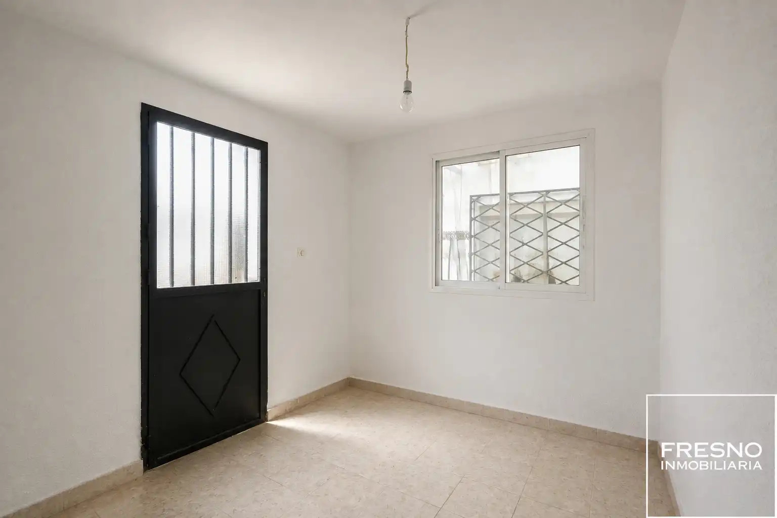 Casa adosada en venda en Cobeña amb Calefacció, Jardí privat i Terrassa