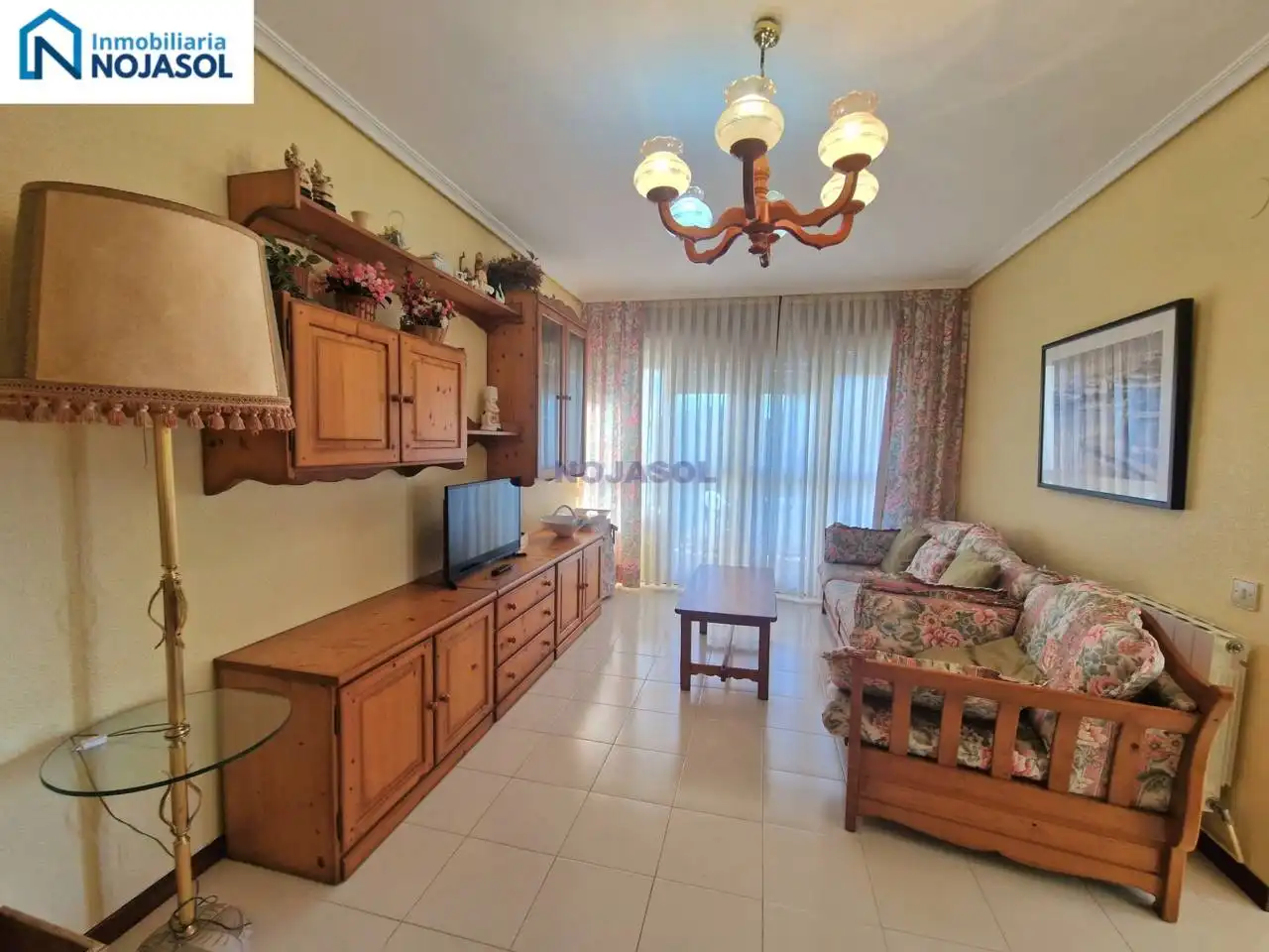 Living room of Apartments for rent in Noja  with Heating and Furnished