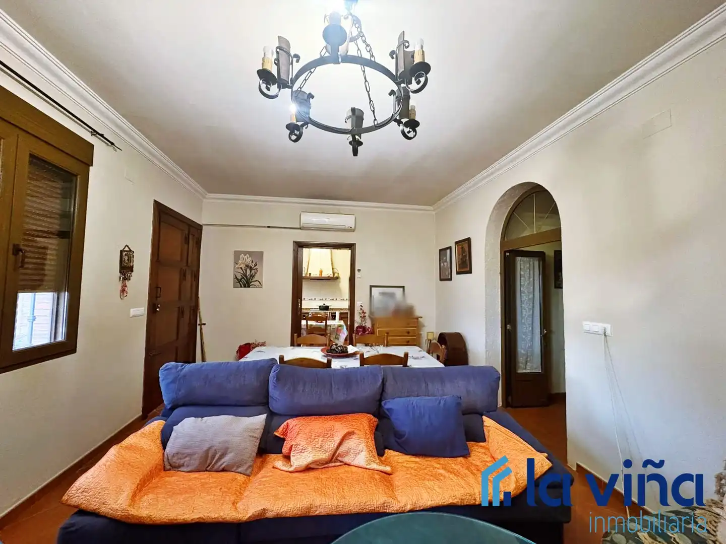 Sala de estar de Casa o chalet en venta en Los Corrales con Aire acondicionado y Amueblado