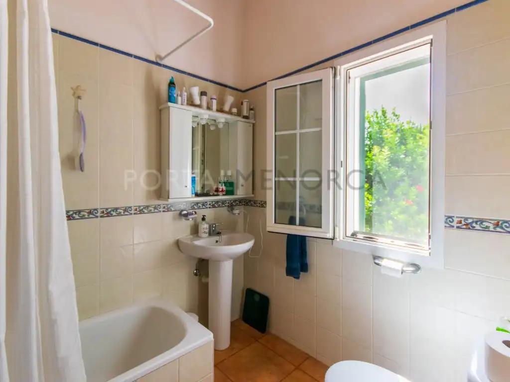 Bathroom of Houses for sale in Alaior  with Air Conditioner and Swimming Pool