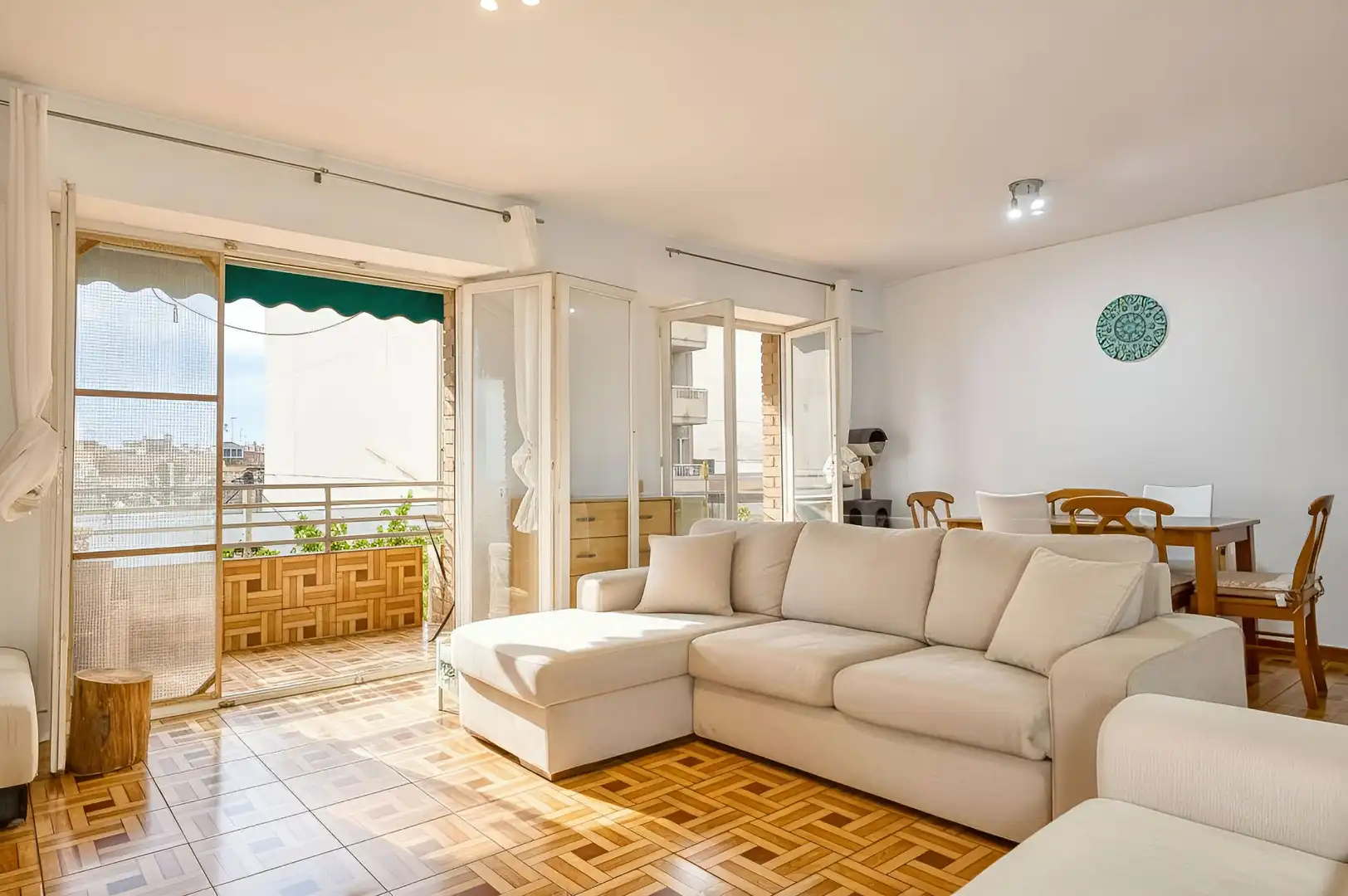 Wohnzimmer von Wohnung zum Verkauf in Mutxamel mit Parkett, Terrasse und Möbliert