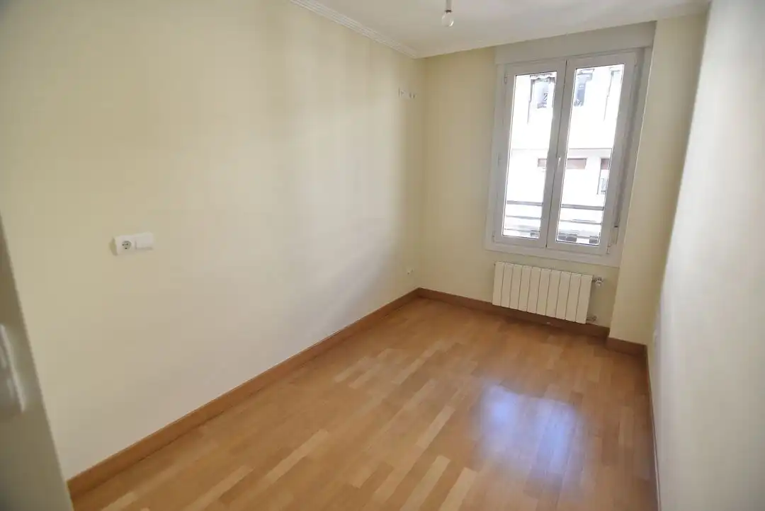 Habitación de Dúplex en venta en Eibar con Calefacción
