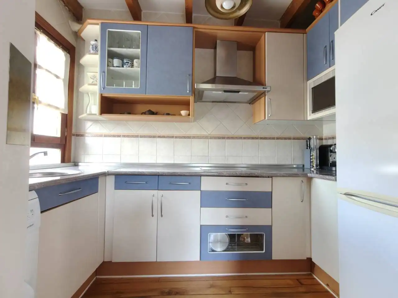 Kitchen of Flat for sale in Fruiz  with Heating, Private garden and Balcony