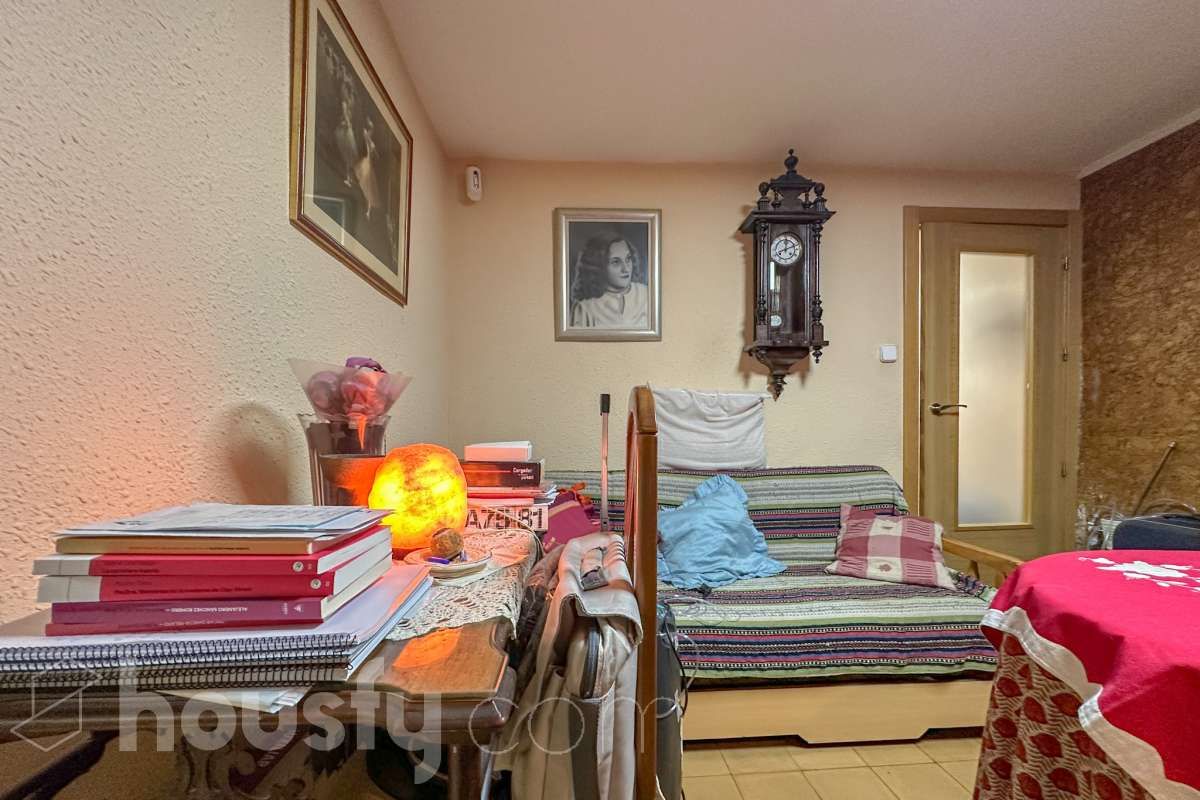 Pis en venda a Calle de Sánchez Preciado, Valdezarza