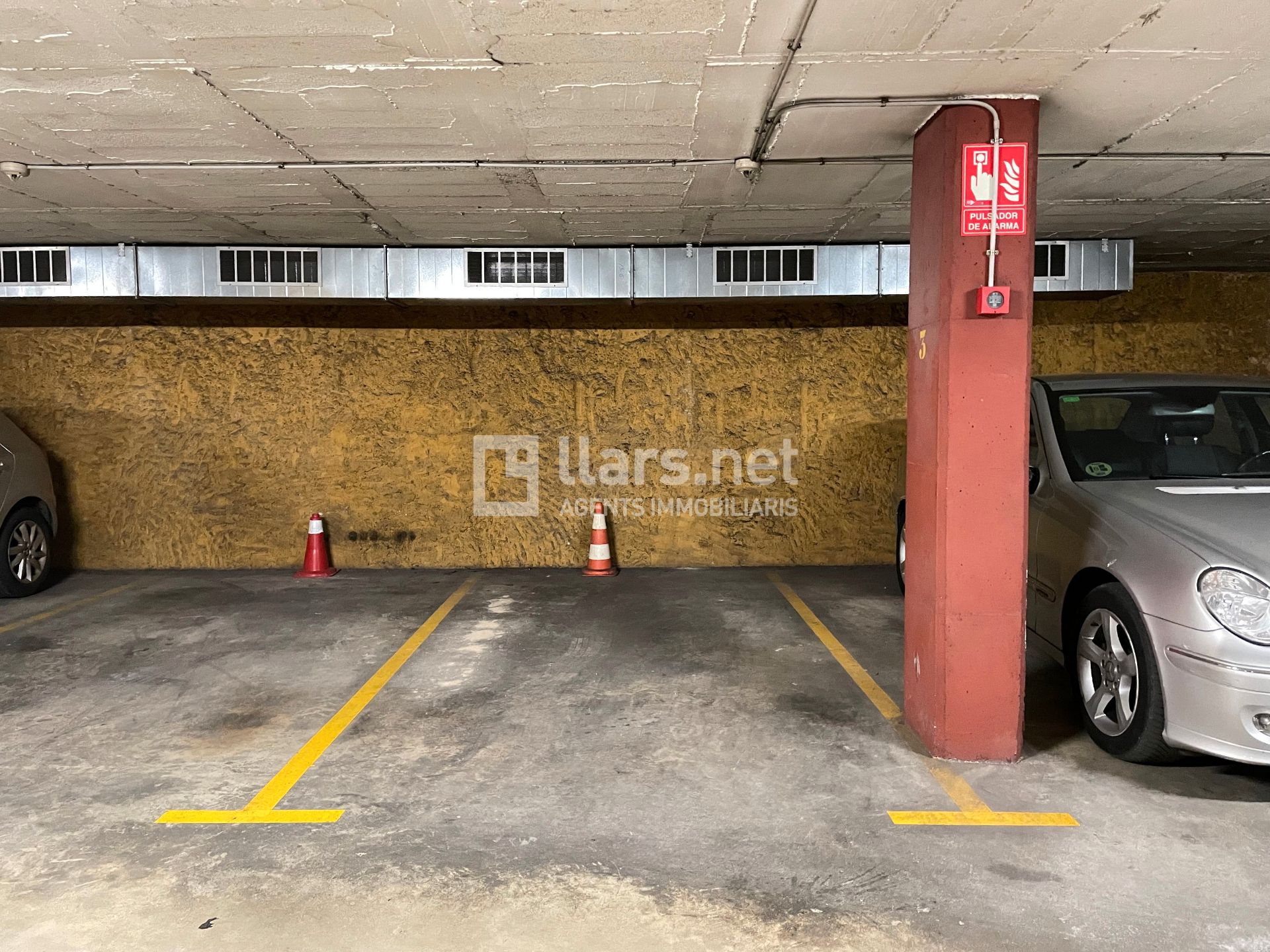 Garage to rent in Carrer de Josep Llanza, Centre Vila