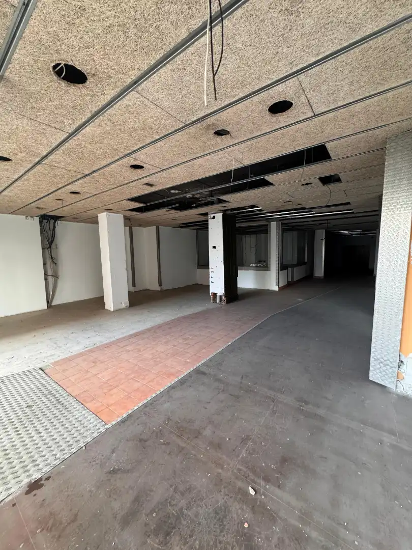Local comercial en venda a Avinguda de Sant Ruf, imagen 2