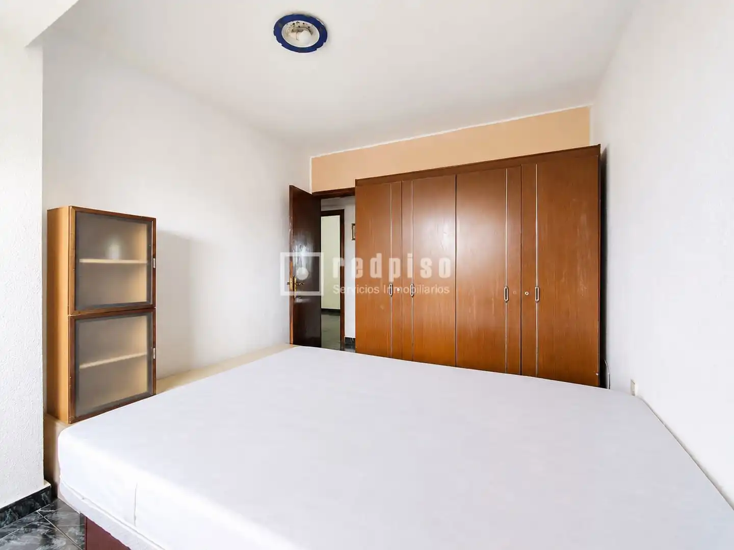 Habitación de Piso en venta en Xirivella con Aire acondicionado y Amueblado