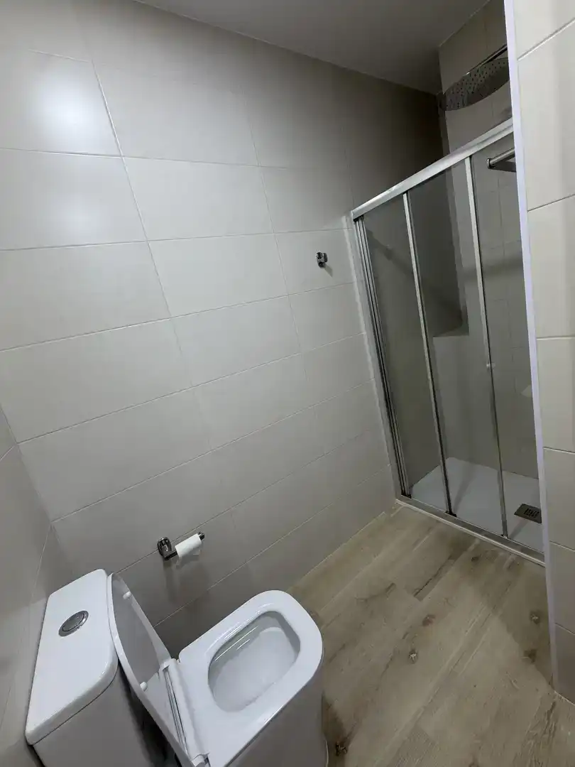 Bany de Estudi per a compartir en Murcia amb Aire condicionat, Parquet i Piscina