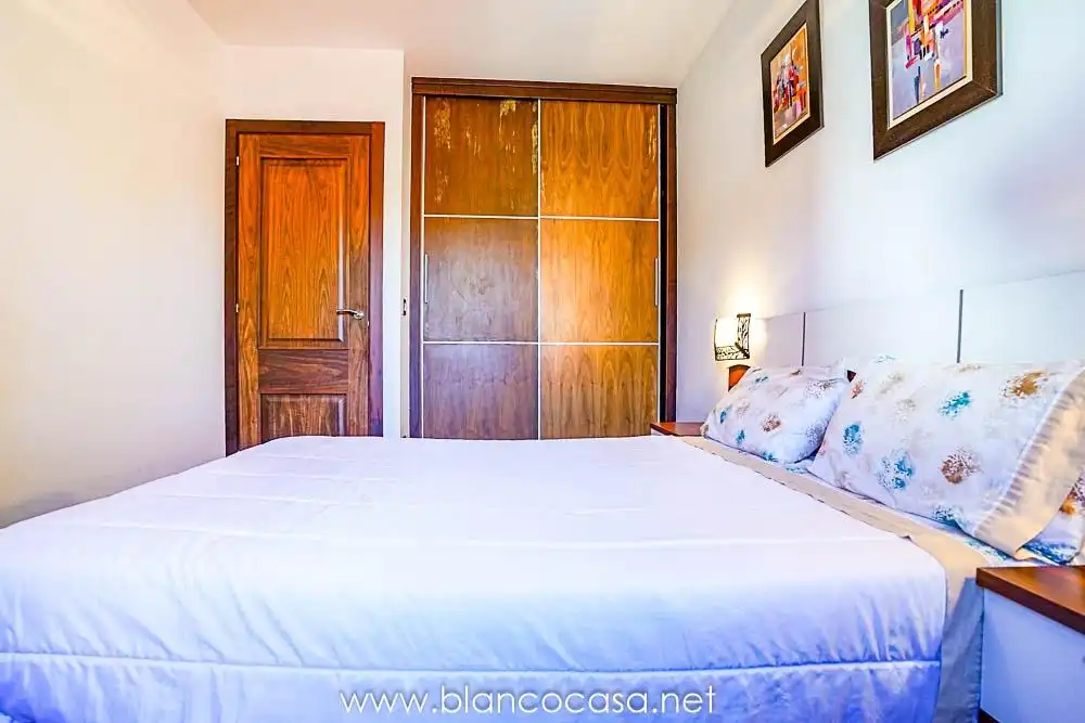 Habitación de Casa o chalet en venta en Vimianzo con Calefacción, Trastero y Amueblado