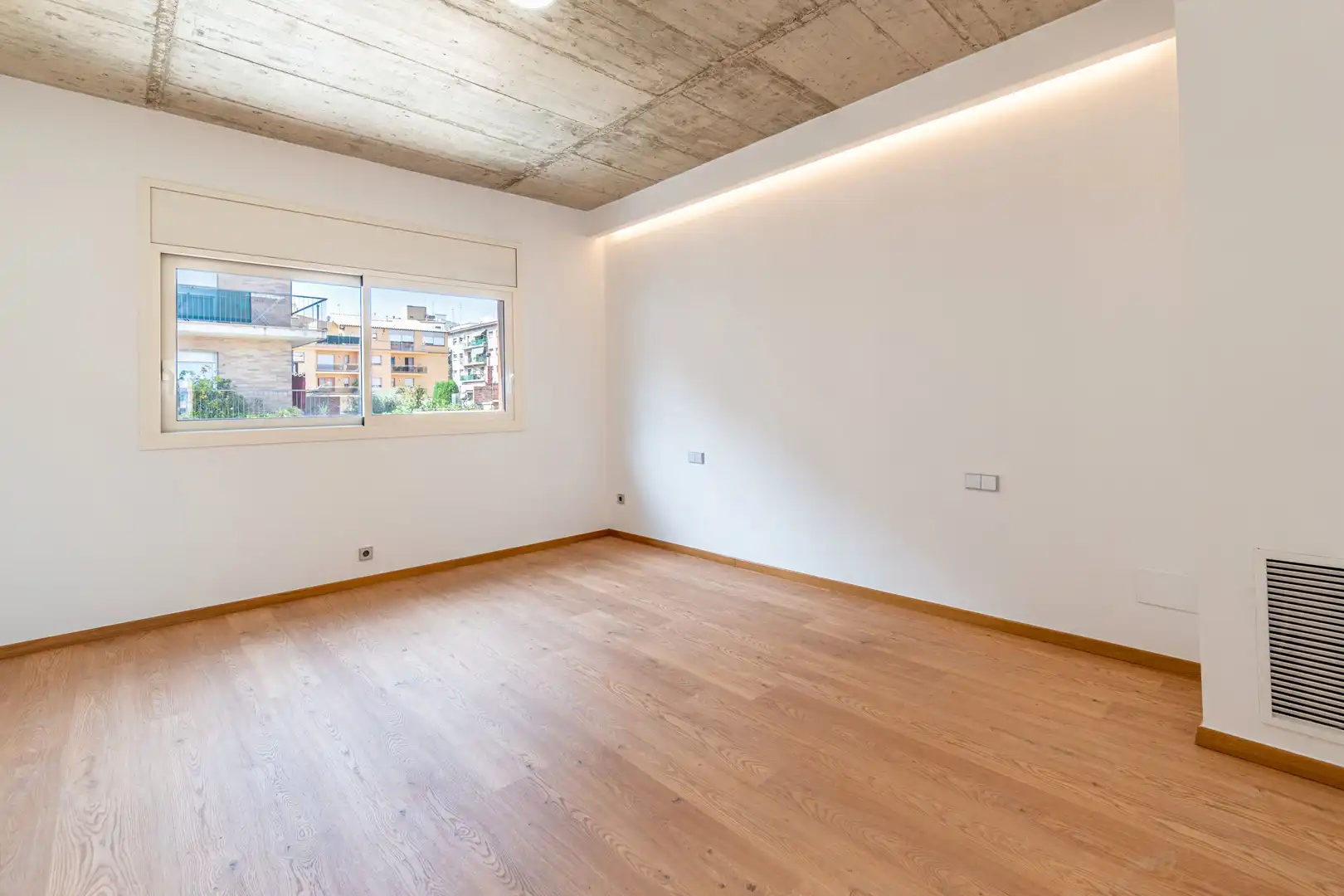 Haus oder Chalet zum Verkauf in Figueres mit Klimaanlage, Heizung und Privatgarten