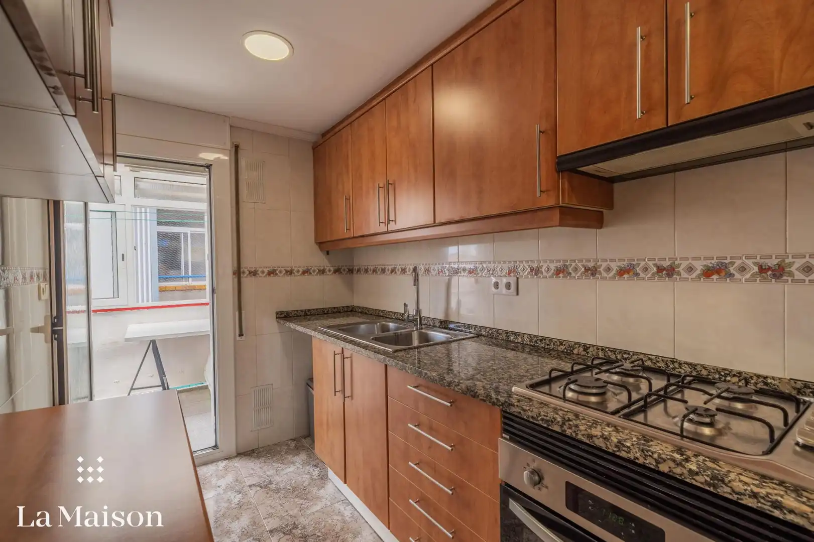 Cocina de Piso en venta en Mataró con Calefacción, Trastero y Amueblado