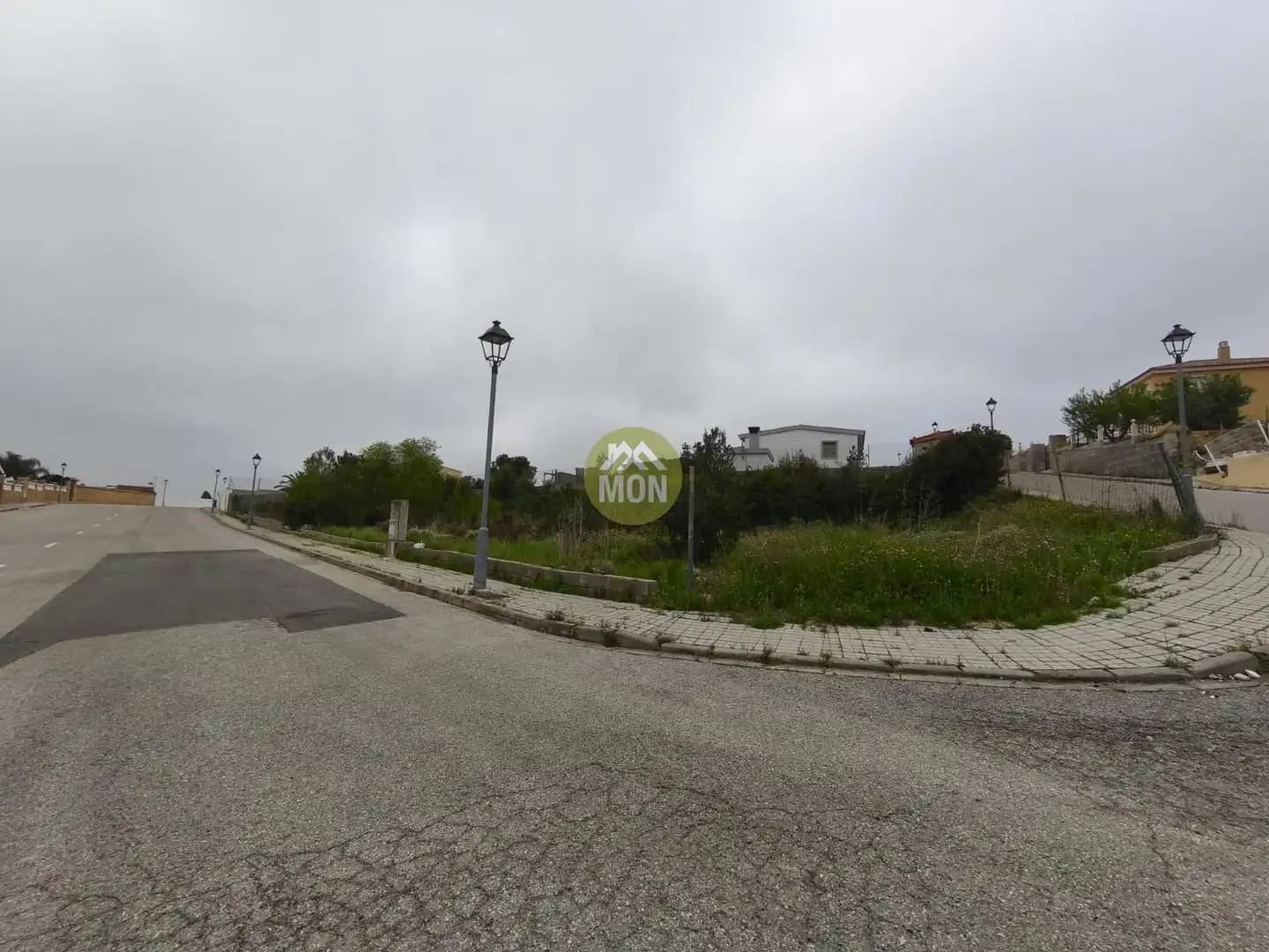 Terreno residencial en venta en Montroi / Montroy, imagen 9