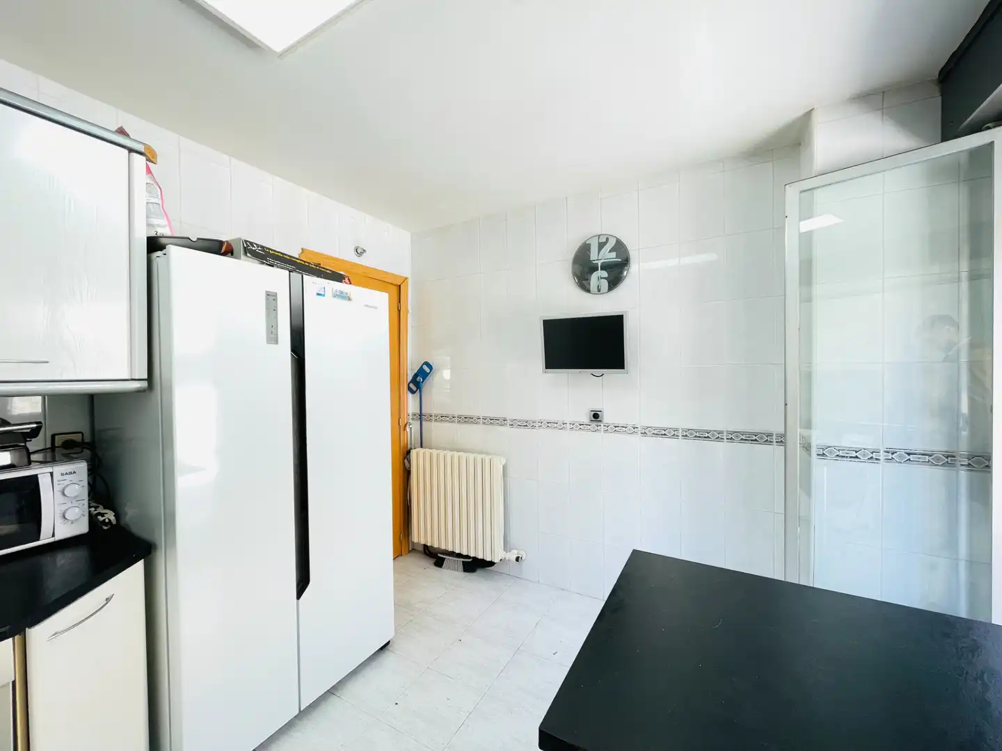 Cocina de Piso en venta en Zaragoza con Aire acondicionado, Calefacción y Jardín privado