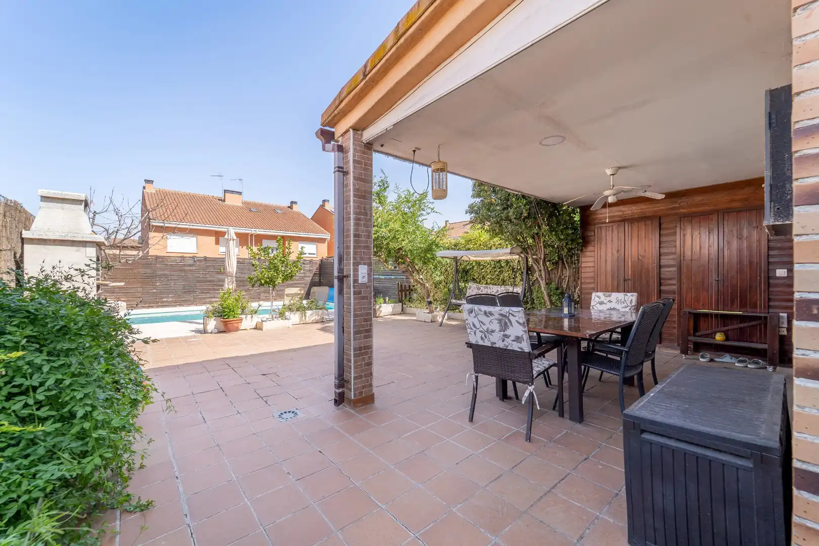 Terrassa de Casa adosada en venda en El Álamo amb Aire condicionat, Calefacció i Jardí privat