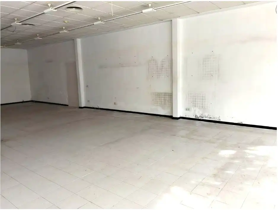 Local comercial en venda a Carrer Aragó, imagen 7