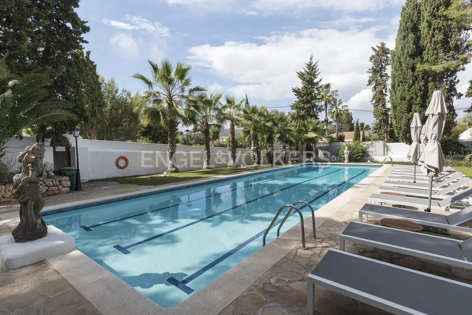 Swimming pool of Buildings for sale in Sant Pere de Ribes