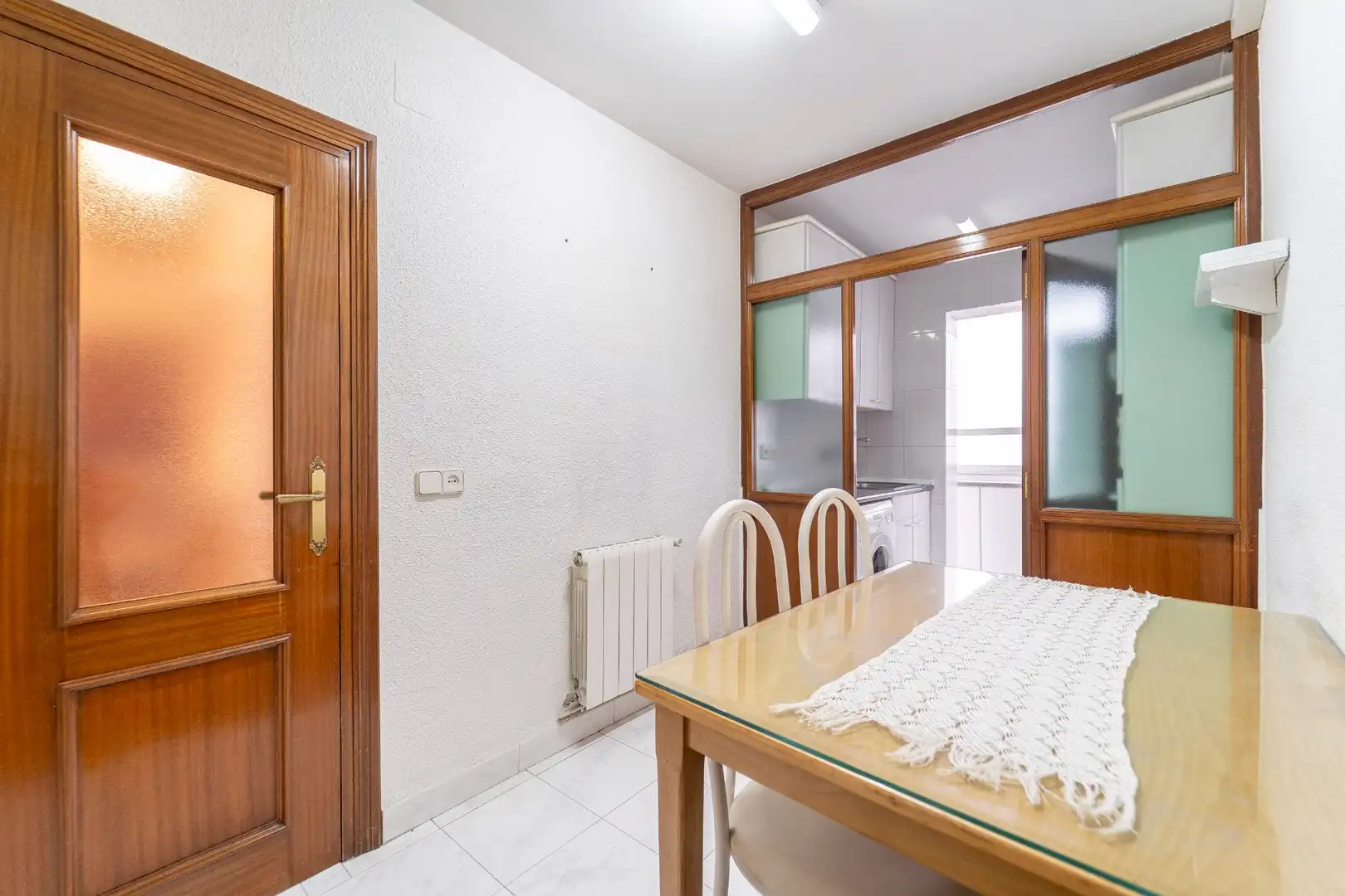 Cocina de Piso en venta en Madrid con Calefacción, Jardín privado y Internet