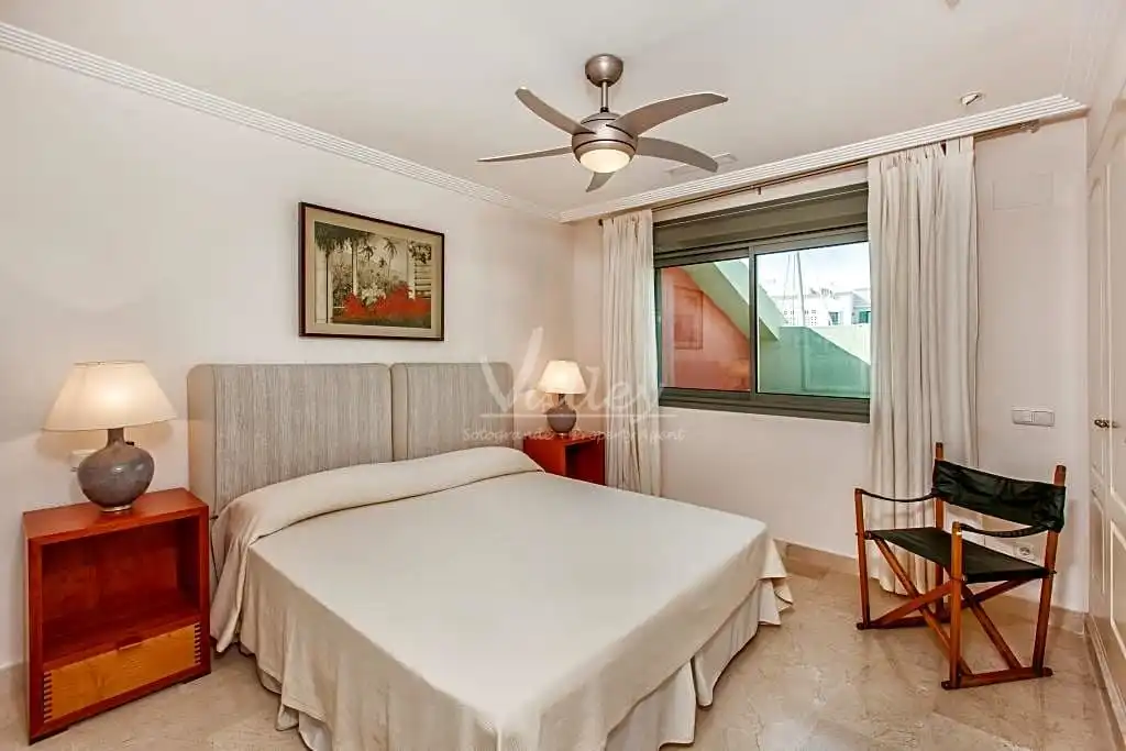 Habitación de Ático de alquiler en Sotogrande con Aire acondicionado, Calefacción y Terraza