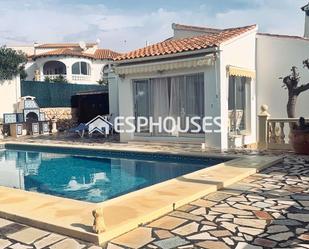 Swimming pool of House or chalet for sale in Calpe / Calp  with Air Conditioner, Swimming Pool and Balcony