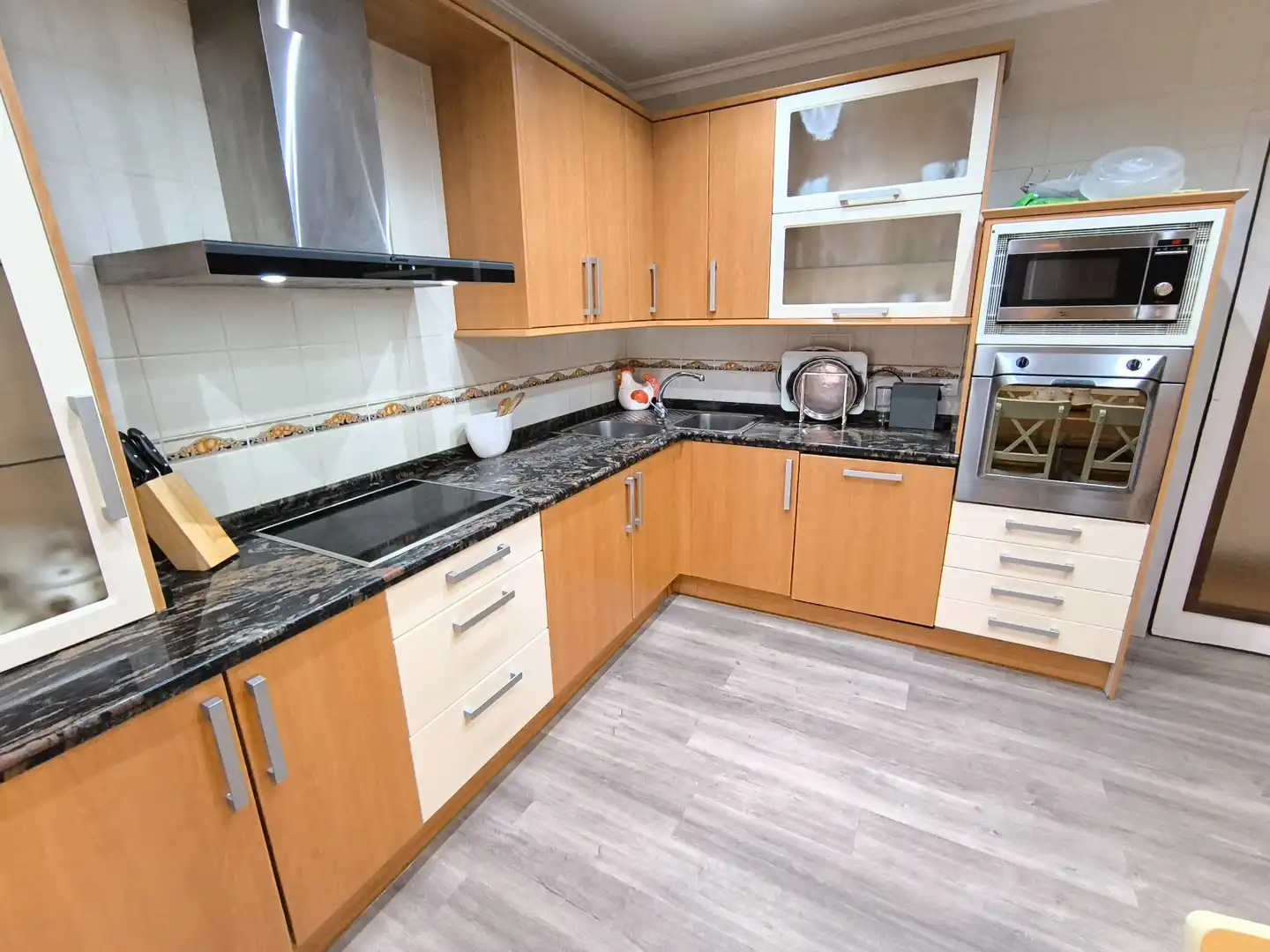 Küche von Wohnung zum Verkauf in Palencia mit Heizung, Terrasse und Ofen