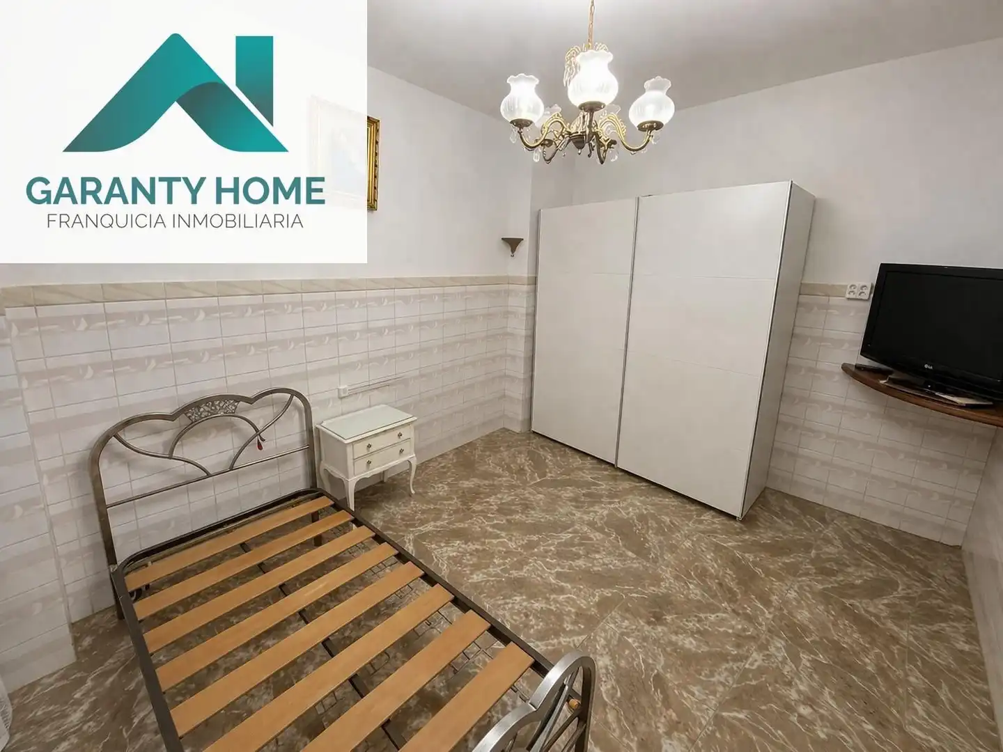 Dormitori de Casa o xalet en venda en Torredonjimeno amb Aire condicionat, Terrassa i Traster