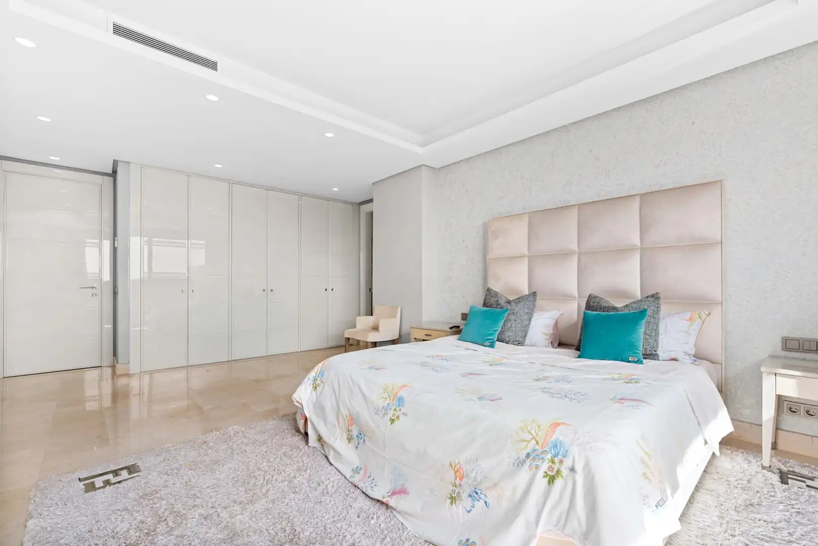 Ático con piscina en venta en Milla de Oro, imagen 7