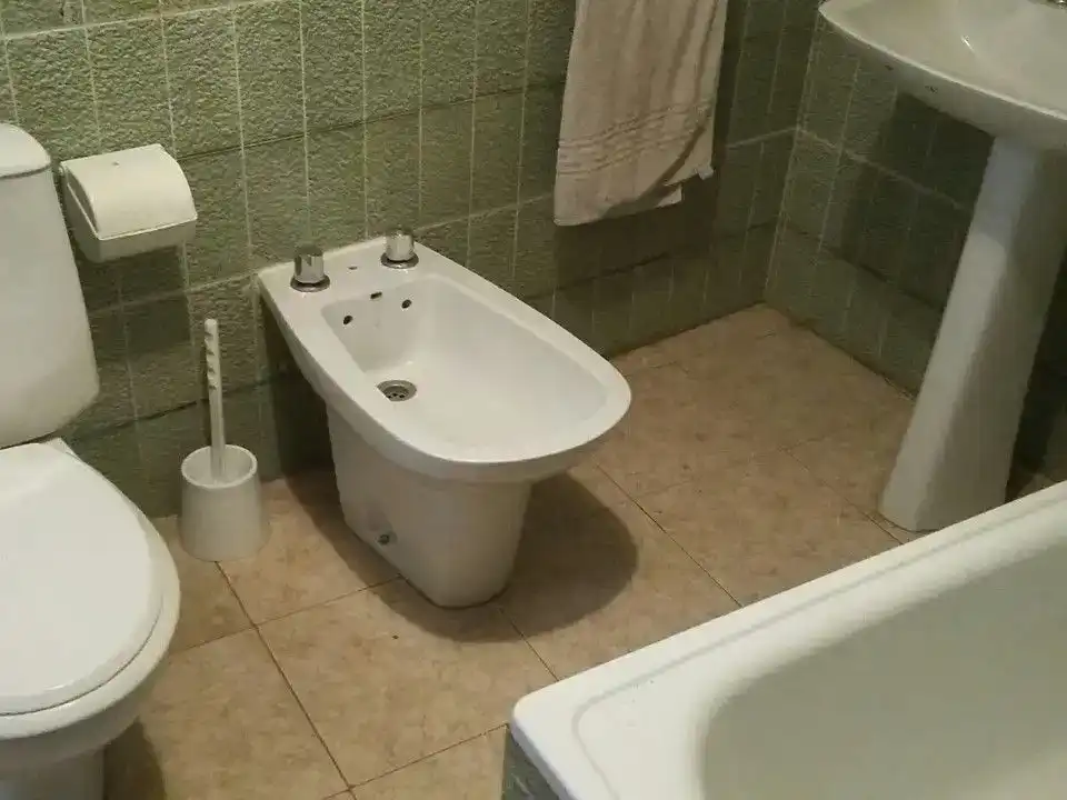 Badezimmer von Wohnung zur Miete in Cervera de la Cañada
