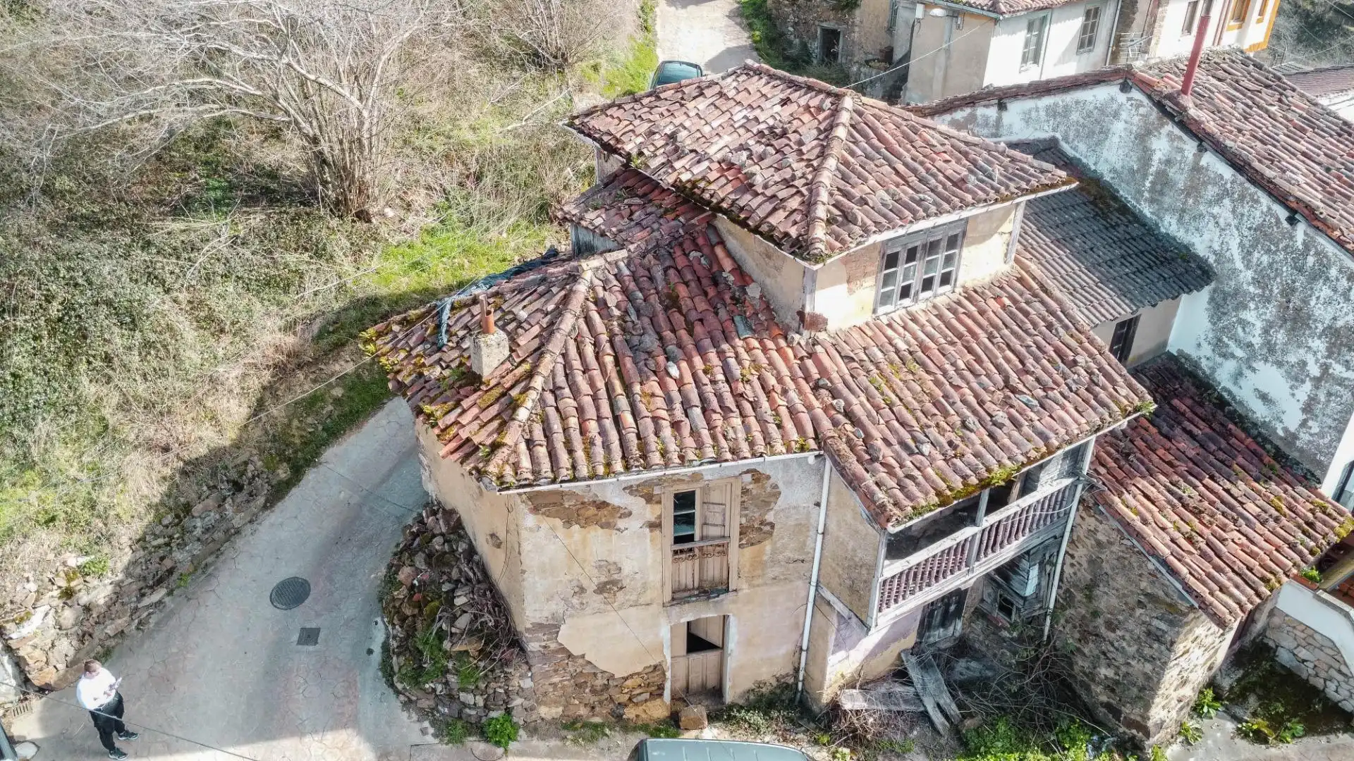 Vista exterior de Casa o xalet en venda en Riosa amb Jardí privat