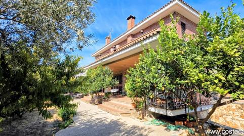 Foto 3 de Casa o xalet en venda a Castellví de Rosanes, Barcelona