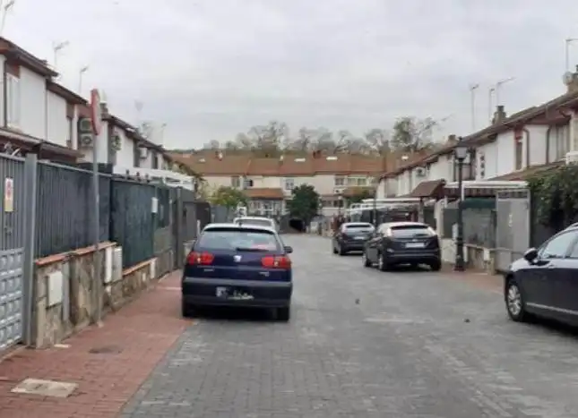 Vista exterior de Casa adosada en venda en Daganzo de Arriba