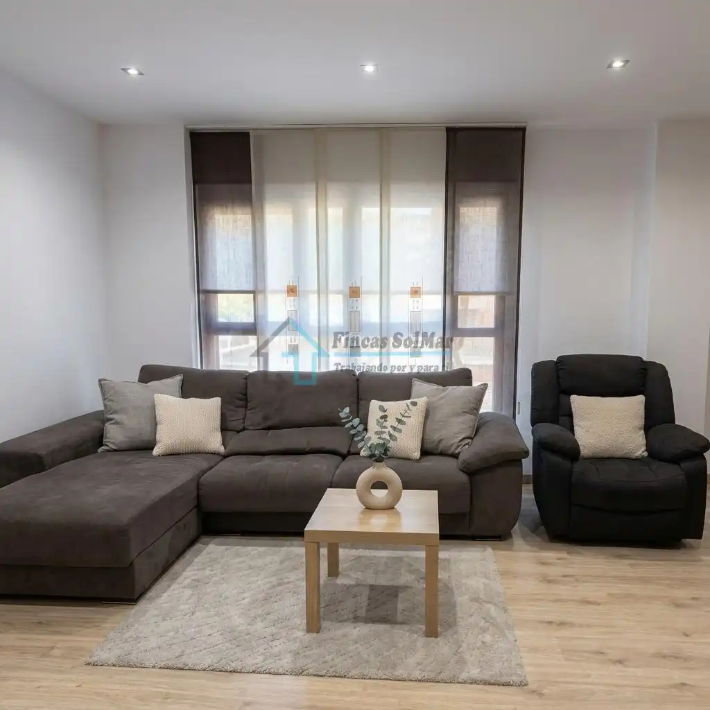 Sala d'estar de Apartament en venda en Castellón de la Plana / Castelló de la Plana amb Aire condicionat, Calefacció i Parquet