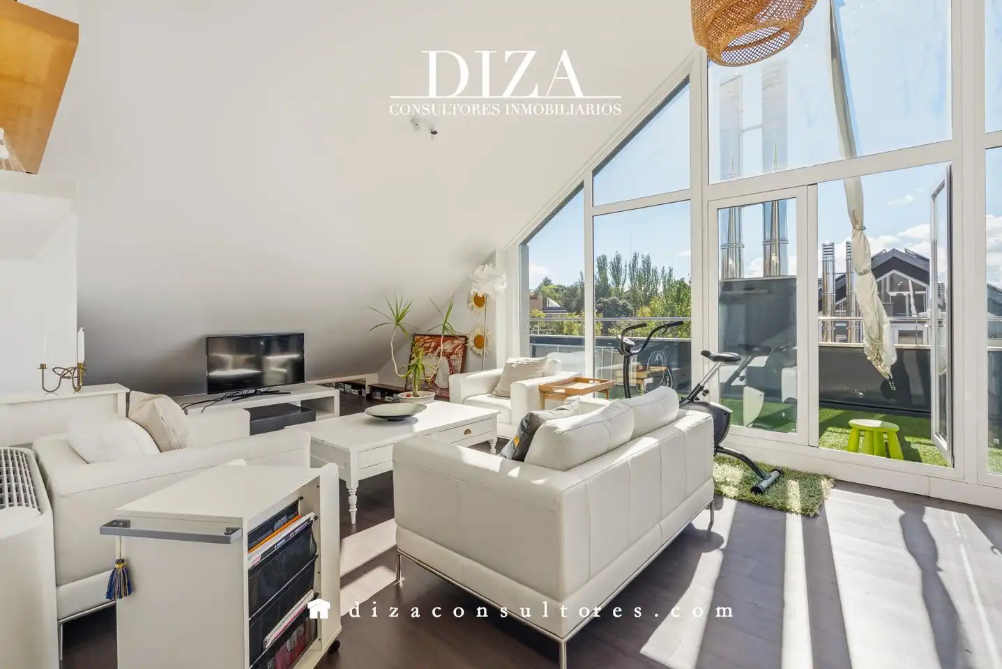 Sala de estar de Casa adosada en venta en Montecillo