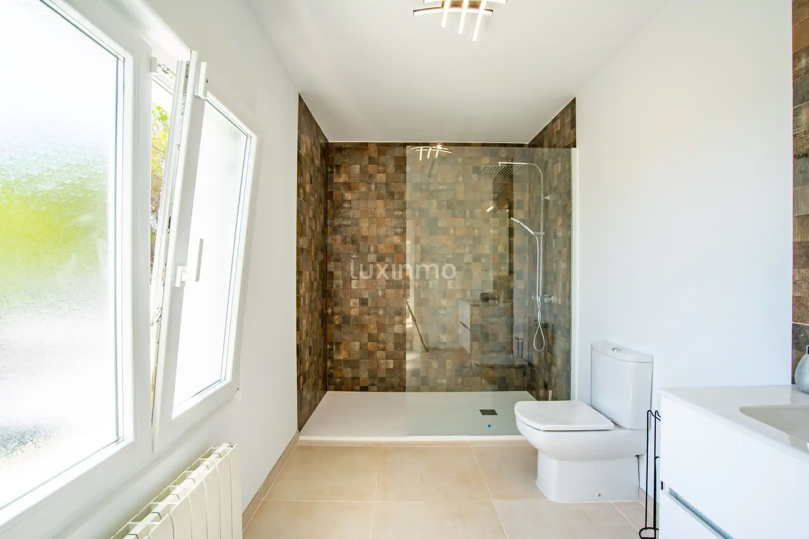 Badezimmer von Haus oder Chalet zum Verkauf in Calpe / Calp mit Klimaanlage, Heizung und Terrasse