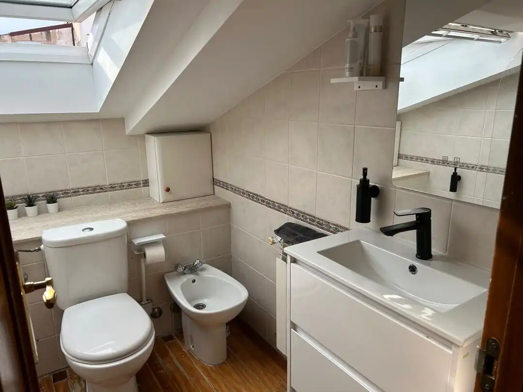 Bathroom of Flat for sale in Vitoria - Gasteiz  with Heating and Furnished