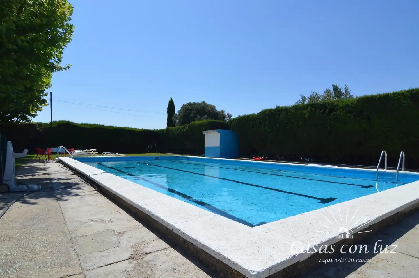 Piscina de Casa o xalet en venda en Zaragoza amb Aire condicionat, Calefacció i Jardí privat