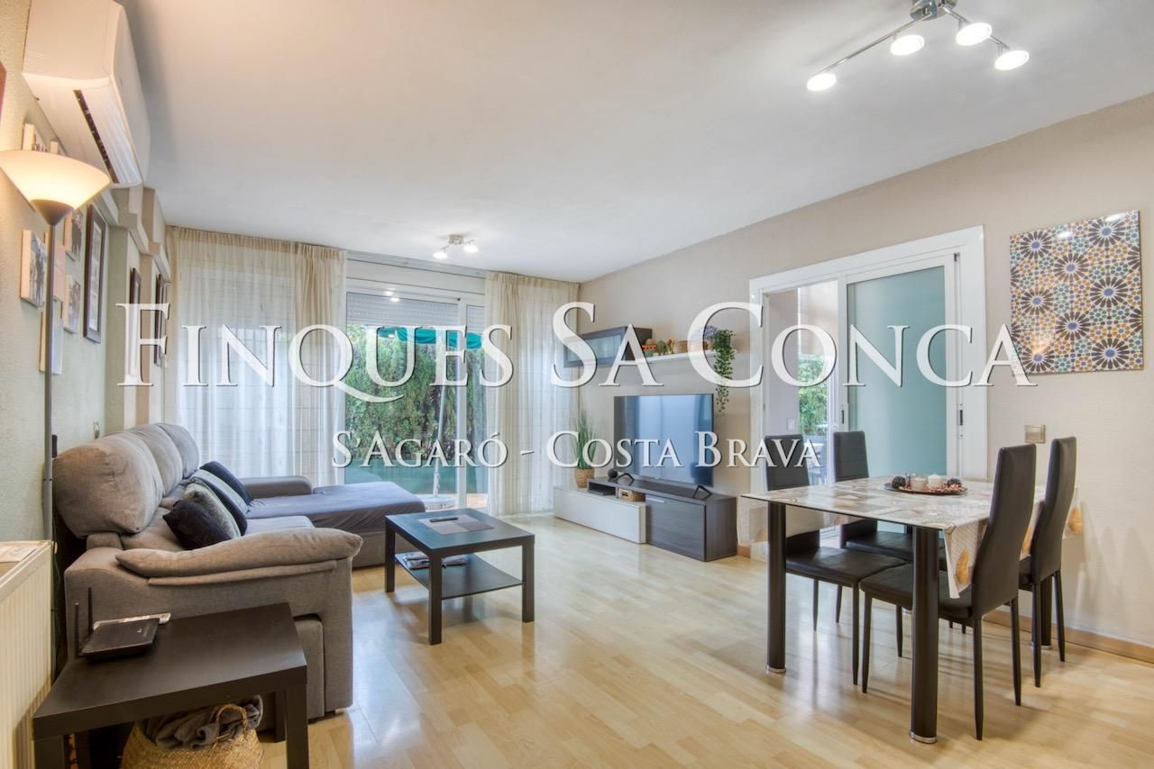 Living room of Apartment for sale in Castell-Platja d'Aro  with Air Conditioner, Heating and Parquet flooring