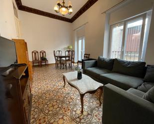 Living room of Flat to rent in Badajoz Capital  with Storage room, Furnished and Oven