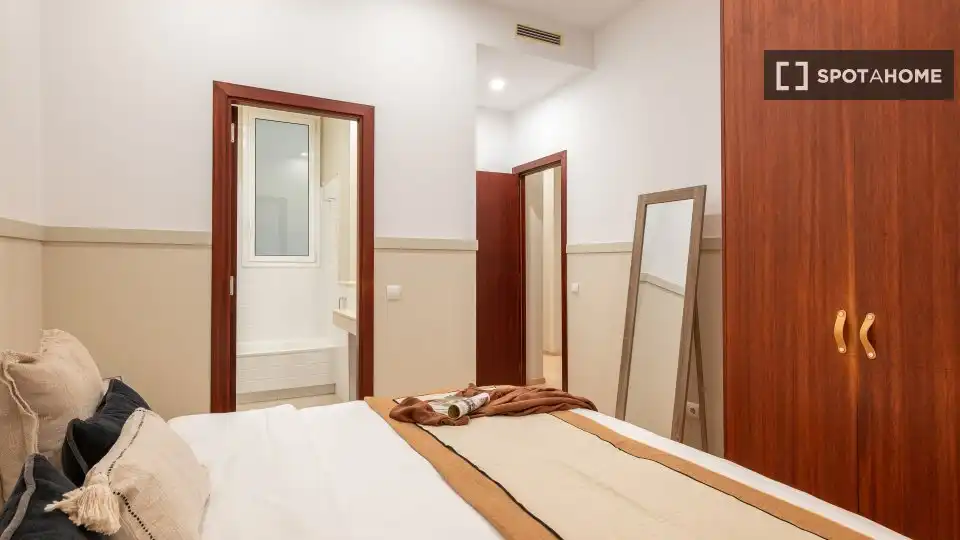 Flat with terrace to rent in Eixample, imagen 15