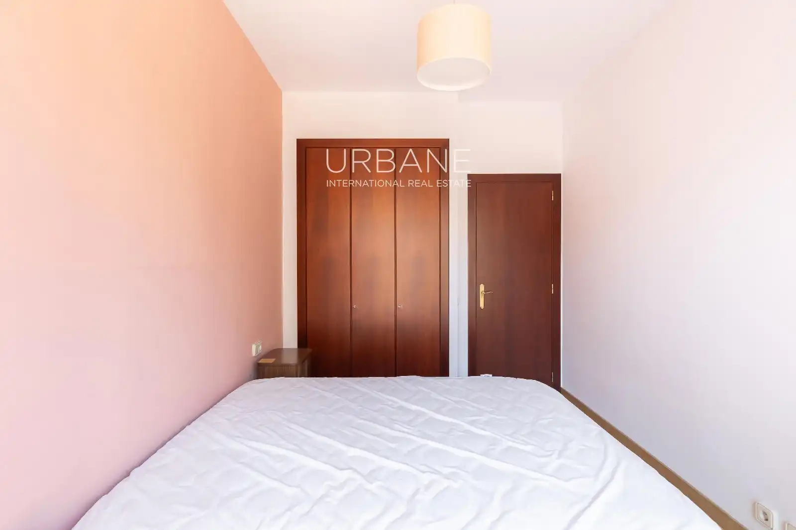 Bedroom of Flat for rent in Barcelona  with Air Conditioner, Terrace and Furnished