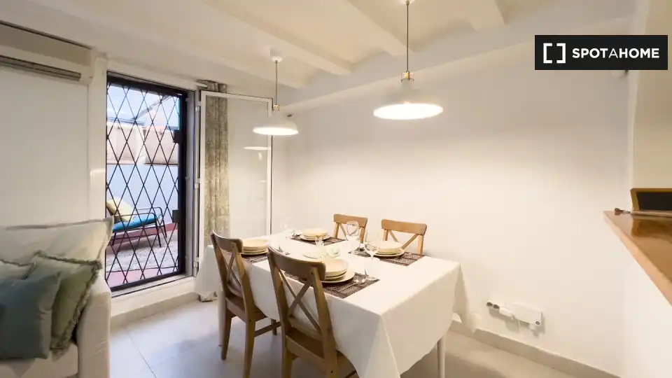 Flat with terrace to rent in Ciutat Vella, imagen 16