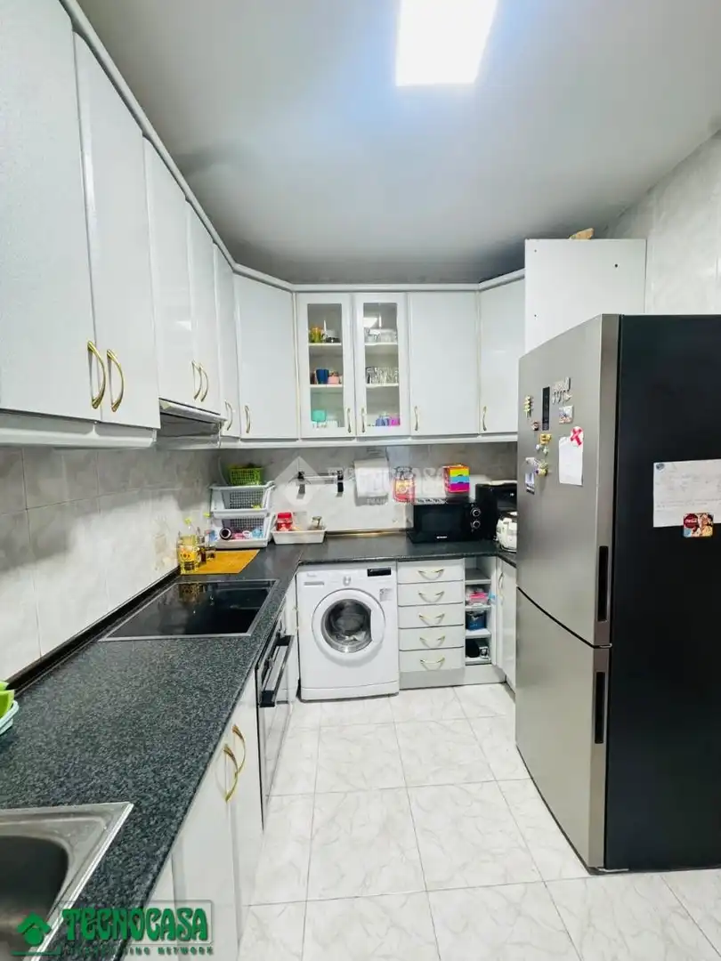 Casa aparellada en venda a Méntrida, imagen 7
