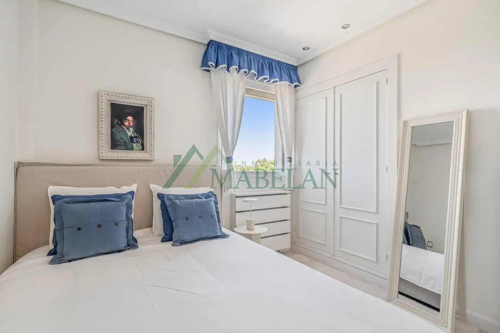 Bedroom of Flat for rent in Las Rozas de Madrid  with Heating, Furnished and Community pool