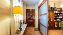 Flat for sale in  Valencia Capital  with Air Conditioner